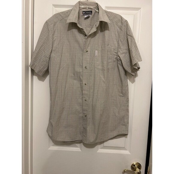 Columbia mens Short Sleeve Button Up and TShirt Lot Size L - Picture 2 of 12